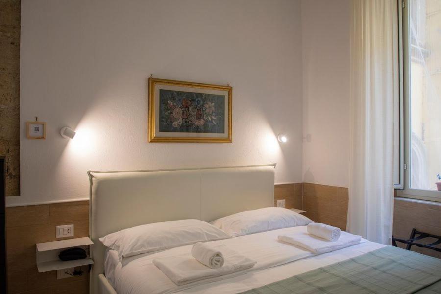 H22 Hotel Neapol Exteriér fotografie