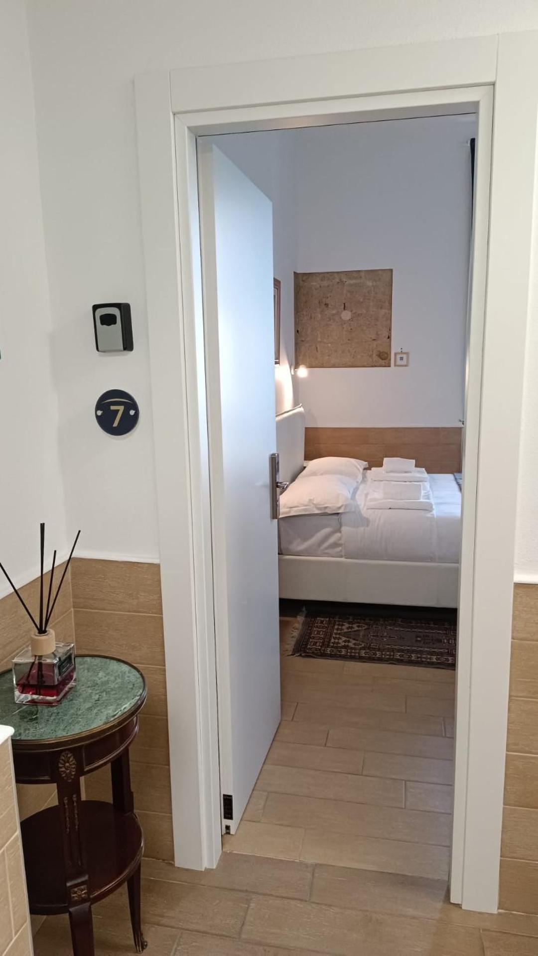 H22 Hotel Neapol Exteriér fotografie