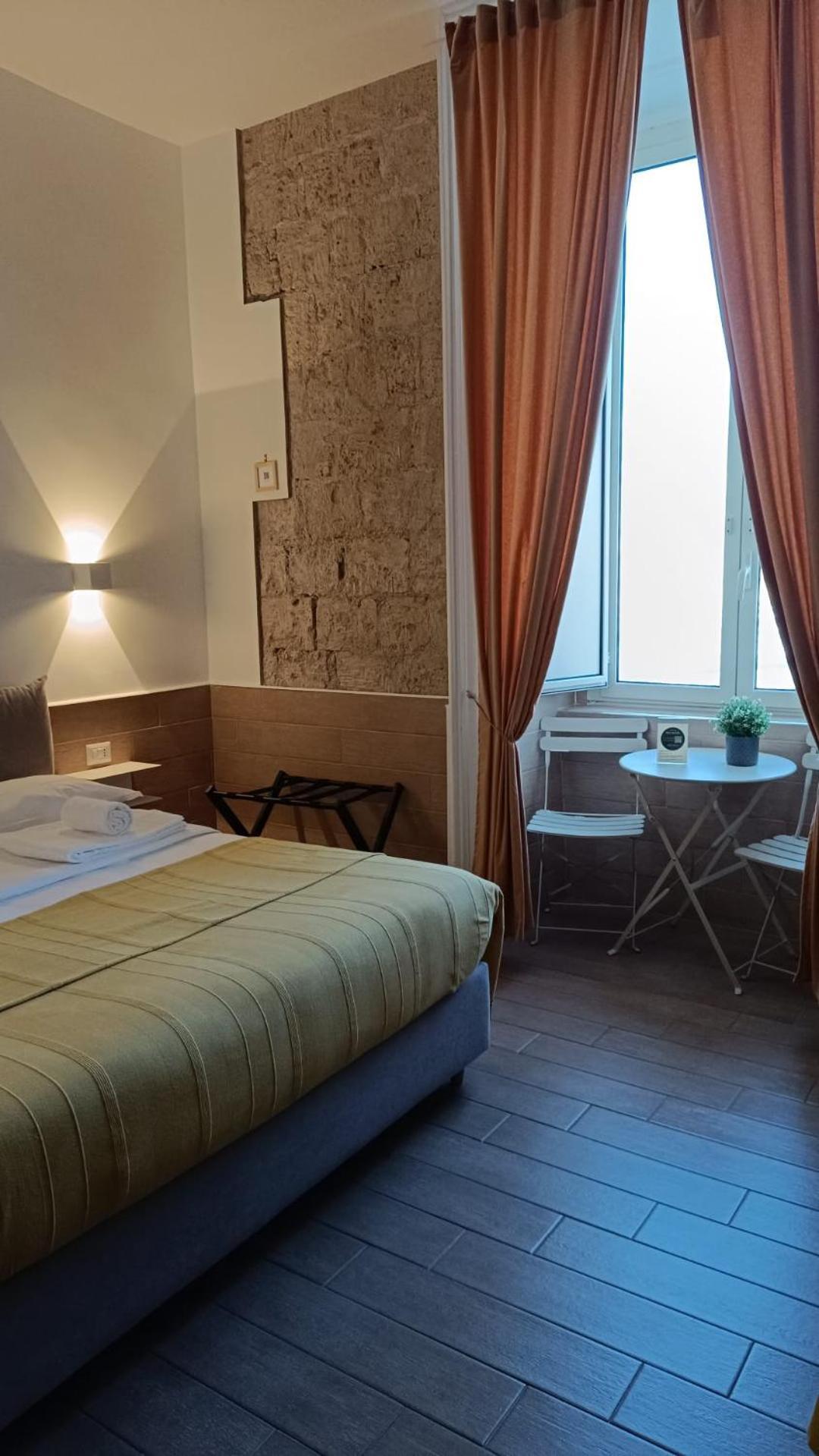 H22 Hotel Neapol Exteriér fotografie