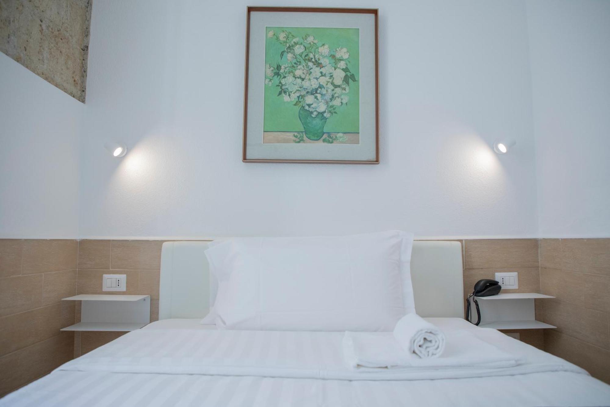 H22 Hotel Neapol Exteriér fotografie